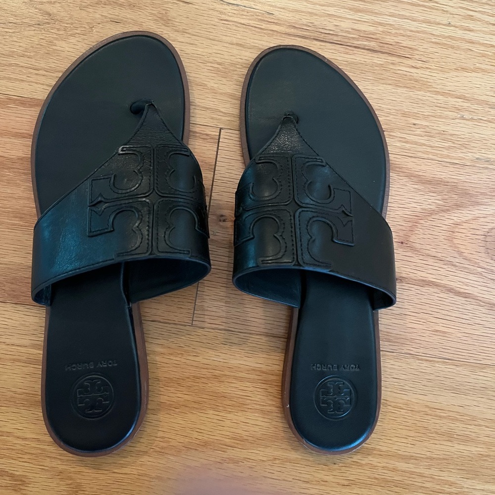 Black Tory Burch sandal